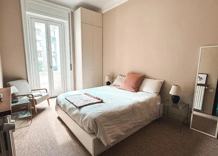 Apartamento Cozy In Via Washington Freshly Renovated Milán